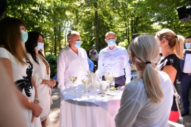 POŠTUJTE MERE: Pomozite onima koji rade u crvenim zonama