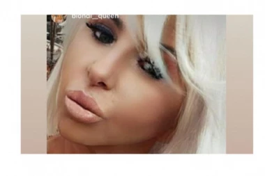 GODINE JOJ NE MOGU NIŠTA! Majka poznatog pevača otvorila ONLIFANS, odmah ZAPRETILA tužbama! (GALERIJA)