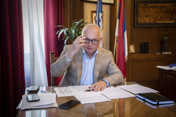 (FOTO) Grad HITNO reagovao nakon skrnavljenja "Večne vatre": Vesić otkrio detalje!