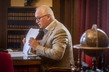 Vesić: Budžet Grada za 2021. godinu 1,068 milijardi evra