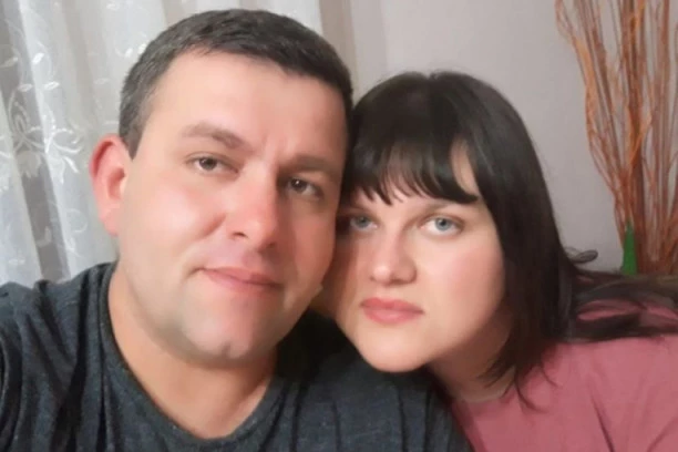 Beba heroj preminule porodilje  iz Vranja nije više na respiratoru, tata Branislav čeka da ga uzme u naručje