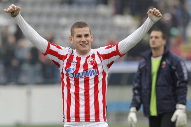 Brate, ubio sam ih! Ubio... Skupljaju lovu po Celju - Mudrinski ostao bez ugovora zbog skandaloznog snimka! (VIDEO)