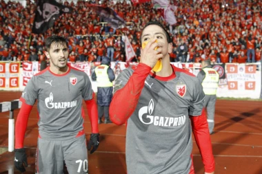 TOTALNA LUDNICA: Trese se Beograd, ljubimac Delija POTPISAO!