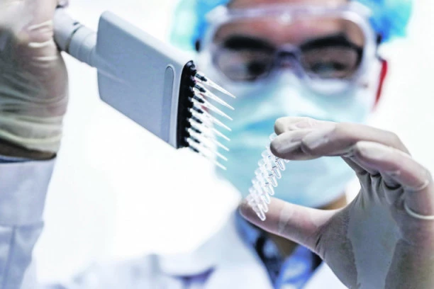 REPUBLIKIN RETROVIZOR: Vakcina jedini spas od korone, nova vlada krajem avgusta, roditelji poginuli u stravičnoj nesreći