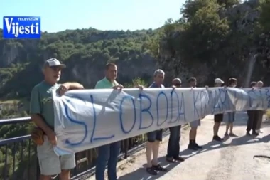 Kasalica: Ne dam im nijedan metar ove nestvarne lepote crnogorske