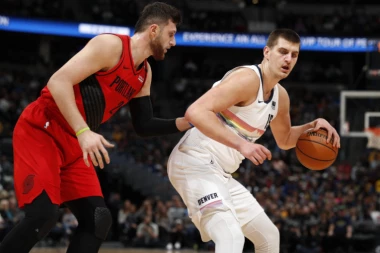 (FOTO) BALKAN "STAJL": Brutalna fotka NBA zvezda zapalila društvene mreže