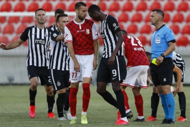 HIT VIDEO SA TERENA: Nije samo PENAL, Kruševljani GRME i zbog ovoga! Kako su sudije to dopustile?