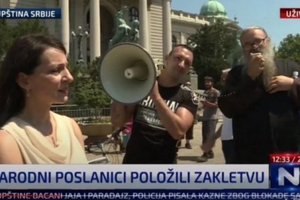 (HIT VIDEO) ODJAVIO ĐILASOVU MARINIKU I N1! Raščinjeni monah Antonije: NE MOŽETE DA ZAVRŠITE INTERVJU JER STE PREVARA!