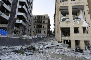 Raste broj žrtava stravične eksplozije u Bejrutu: Supruga holandskog ambasadora u Libanu podlegla povredama!