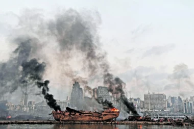 Tragedija kod Cresa: Zapalio se brod, NASTRADAO muškarac!