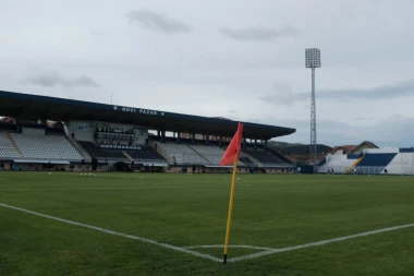 (VIDEO) NOVAK SIMOVIĆ NIJE IMAO DILEMU: Zdjelar napravio PENAL! Novi Pazar vodi protiv Partizana