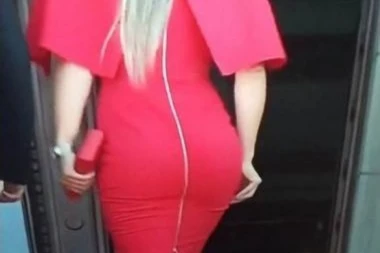 NISAM PROSTITUTKA NI STARLETA! Poslanicu izvređali zbog haljine, a ona uzvratila udarac: Dijana otresla hejtere OVOM porukom!