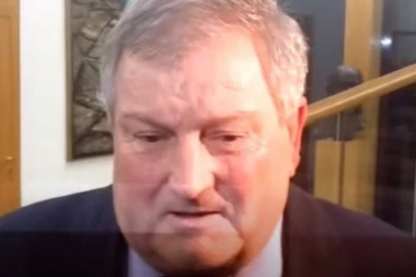 (ŠOK FOTO) Evo dokaza ko je od Srba IZDAO Krajinu!