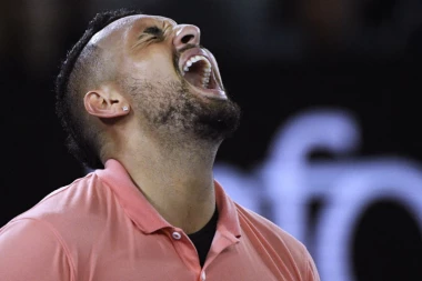 SPREMA SE VELEIZDAJA ĐOKOVIĆA: Bivši Novakov čovek od poverenja ide u tabor Kirjosa?