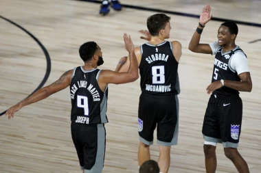 (VIDEO) BOGDANOV TEROR: Utakmica života i REKORD karijere Srbina u slavlju Kingsa nad Pelikansima!