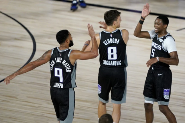 (VIDEO) BOGDANOV TEROR: Utakmica života i REKORD karijere Srbina u slavlju Kingsa nad Pelikansima!