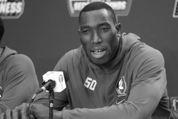 (FOTO) ŽIVOT MAJKLA ODŽA U 4 MINUTA: Zahvalnost, osmeh, posvećenost, pa opet zahvalnost!