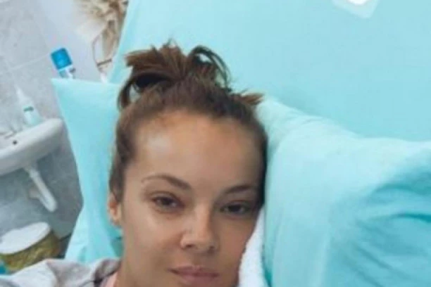 BLEDA I IZNURENA: Slavica Ćukteraš se oglasila iz bolnice!