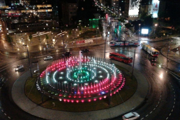 (FOTO) Beograd u bojama Libanske zastave!