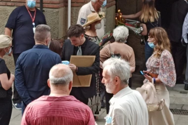 Tuga: Lava Pajkića slomile emocije i bol za majkom Isidorom