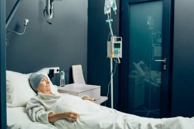 SKANDAL U HRVATSKOJ: Onkološki bolesnik UMRO nakon što mu je greškom ubrizgan DEZINFICIJENS
