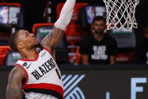 (VIDEO) TERMINATOR LILARD SASUO 51 POEN: Trejlblejzersi na korak od plej-ofa posle pobede nad Filom!