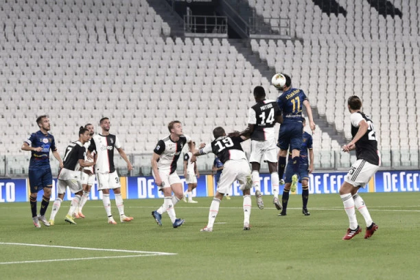 STIŽE ZBOG MEGAZVEZDE: Italija PODRHTAVA, as Juventusa prešao u Inter!