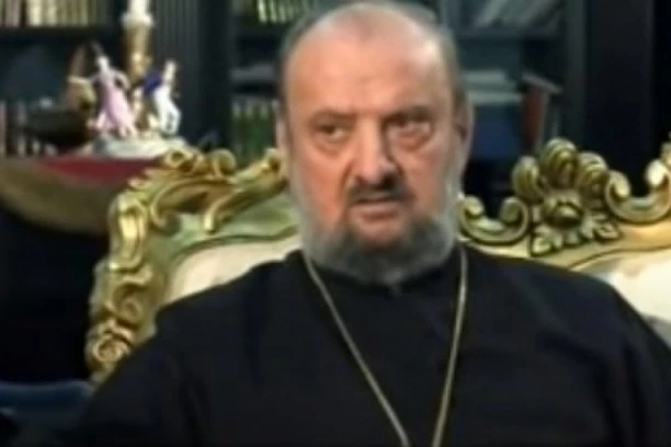 KAČAVENDA U TEŠKOM STANJU! Zaražen koronavirusom prebačen u Beograd