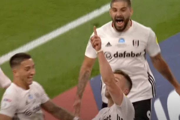 TRI VELIKANA U IGRI: Fulam ostaje bez svog heroja - klubovi opsedaju "Krejven kotidž"!