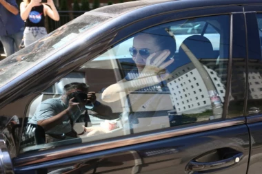 GLUMI LUDILO! Romana odbila da govori o zatvoreništvu, priča o euforiji, a pljačkala bankomate: Sumiram utiske uz rakijicu!