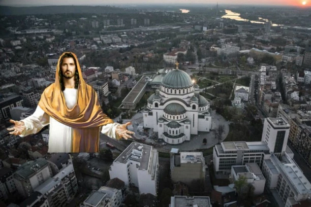 (FOTO) HRIST DOLAZI MEĐU SMRTNIKE, SILAZAK NA ZEMLJU USKORO! Poruka koja se zarazno širi Beogradom redovna u GSP-u