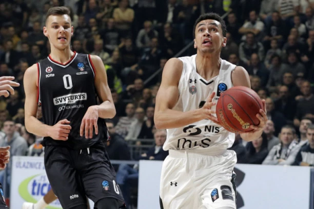 BOMBA NIOTKUDA: Gaudlok POTPISUJE!