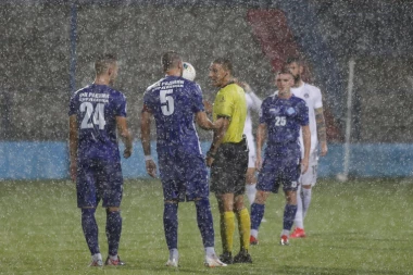 IZ DVOJKE U KECA: Radnik ŠOKIRAO TSC!