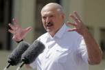 PREMEŠTANJE TENKOVA JE UCENA: Lukašenko revoltiran odlukom Poljske da prebaci "leoparde" na granicu!
