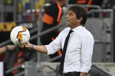 NAVIJAČI RAZOČARANI: Konte izvisio za posao, kreće u novu potragu!