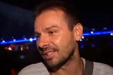 Dado Glišić i dalje u kandžama korone: Pevač se vratio u bolnicu zbog pogoršanog zdravstvenog stanja!