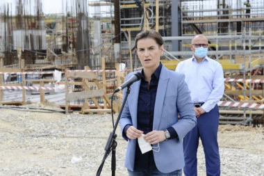 (FOTO) Brnabić: Postrojenje u Vinči je najava za nova ulaganja u ekologiju!