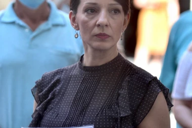 (VIDEO) SKANDAL! Marinika spopada i zastrašuje: Vrši pritisak na republičkog javnog tužioca Zagorku Dolovac!