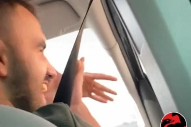 (VIDEO) MRŽNJA KOJU NE MOGU DA SAKRIJU: Evo kako Šiptari provociraju Srbe na putevima!