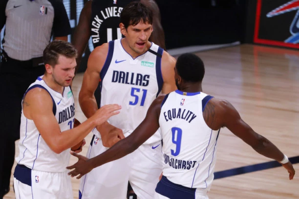 DOBRO PROTRLJAJTE OČI: Bobi postao REKORDER NBA!