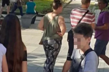 PREMINULA ŽENA KOJA JE SKOČILA SA TERASE U LAZAREVCU: Lekari se bore za život dečaka!