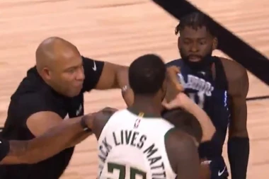 (VIDEO) OGROMNE TENZIJE U ORLANDU: Tuča usred utakmice!