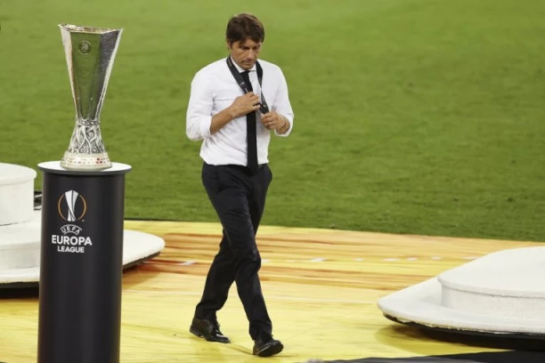 UDARNA VEST: Inter stavio TAČKU, poznata sudbina Antonija Kontea!