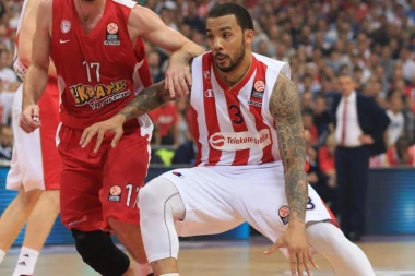 ŠOK ZA CRVENO-BELE: Plej POJAČAVA gradskog rivala!