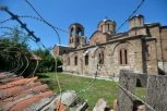 KURTI POČEO PROGON SVEŠTENSTVA SA KIM! Deportovan iguman manastira kod Zvečana: "Priština u ratu protiv svega što je srpsko"