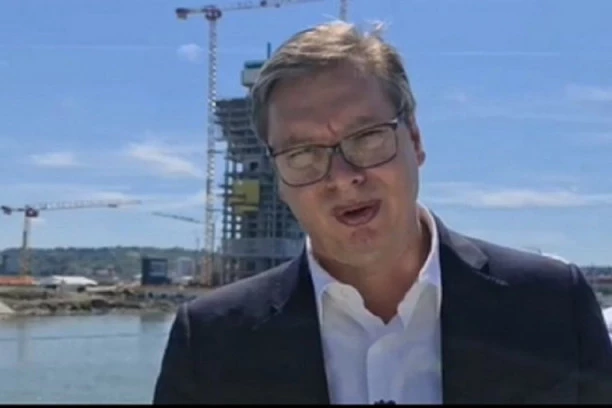 (VIDEO) Vučić sa predstavnicima Republike Srpske obišao Beograd na vodi: OD ĐUBRIŠTA DO NAJLEPŠE ZGRADE U EVROPI