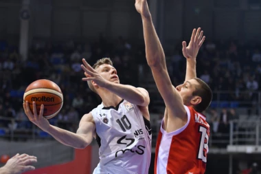 OGROMNO POJAČANJE: Potpisao i BEK!