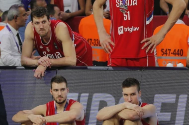 VELIKI HENDIKEP ZA SRBIJU: Povreda ga udaljava od reprezentacije, Kokoškov na mukama!