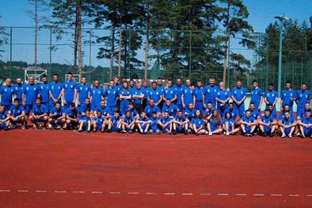 (FOTO) BSS organizovao besplatne kampove za trenere i boksere!