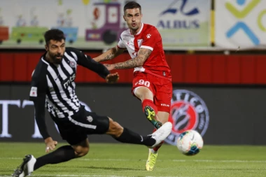 IGRAČ VOŠE GRMI: Mi smo OŠTEĆENI, a ne Partizan!